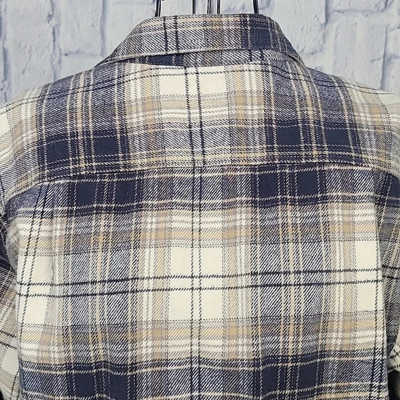 C.E. SCHMIDT WORKWEAR Men's Blue and Tan Plaid Heavyweight Shirt Medium - Picture 7 of 9